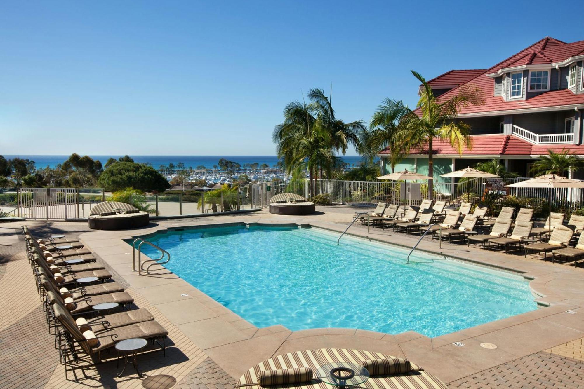 Laguna Cliffs Marriott & Resort 4*