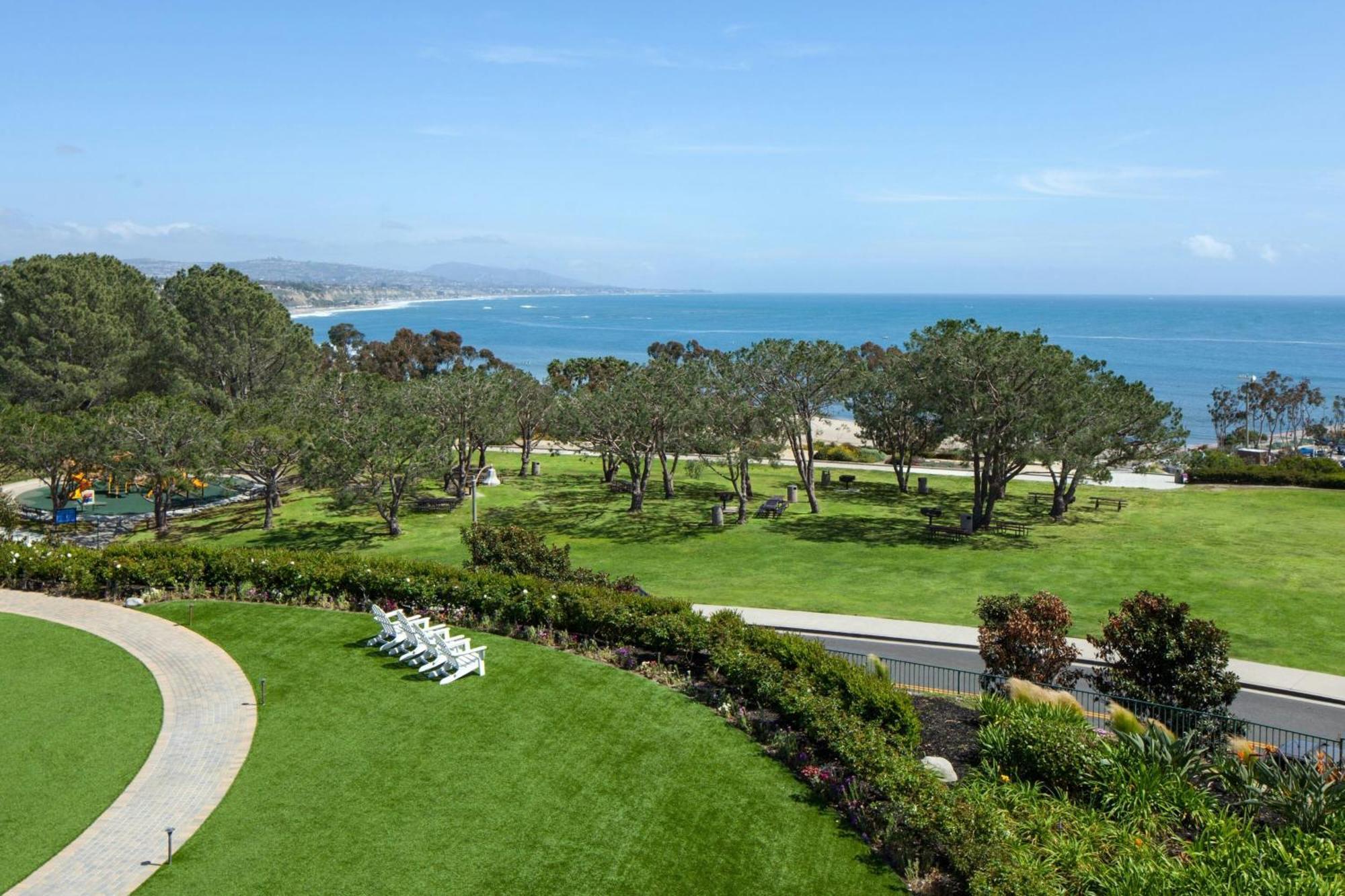 Resort Laguna Cliffs Marriott & 4*